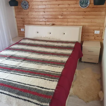 Madas Barbatesti