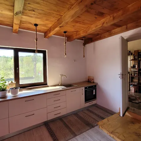 Apartment Madas *